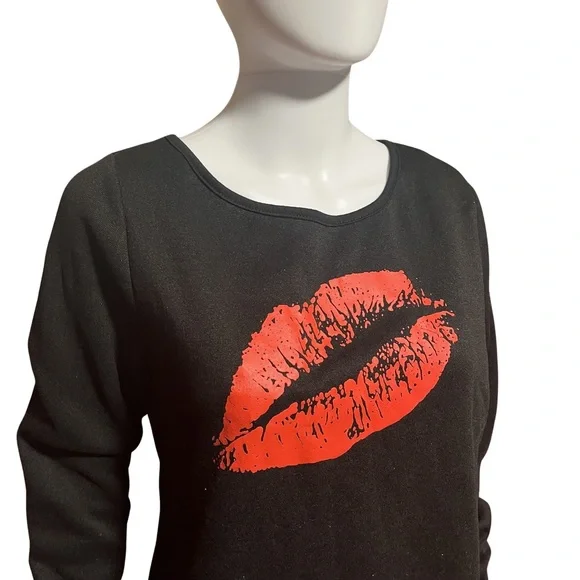 Lips Top - Picture 4 of 6